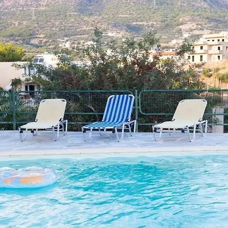 Afroditi Makry Gialos (Crete)